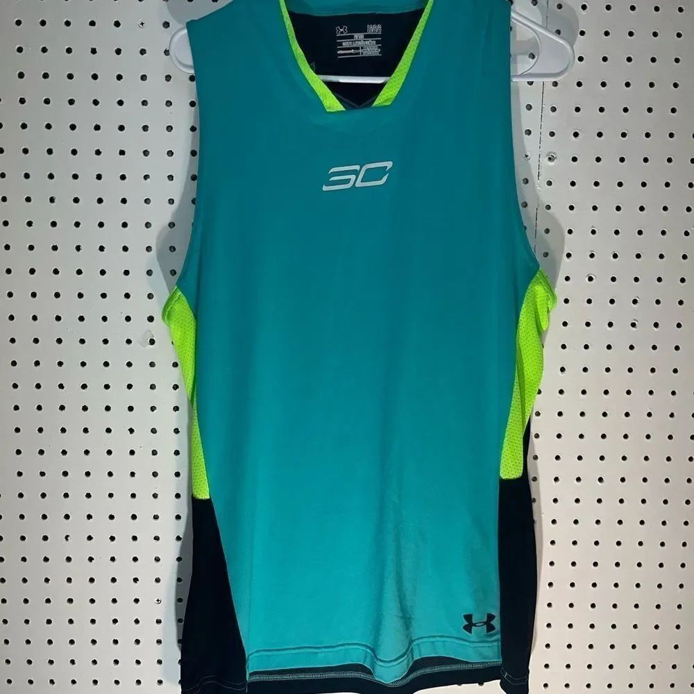 Under Armour active sleeveless active jersey shirt